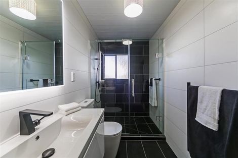 Photo of property in 11/66 Astley Avenue, New Lynn, Auckland, 0600