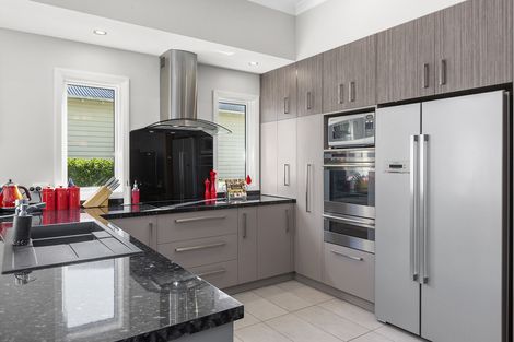 Photo of property in 16 Scoular Street, Maryhill, Dunedin, 9011