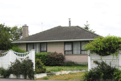 Photo of property in 4 Shirldale Place, Avonhead, Christchurch, 8042
