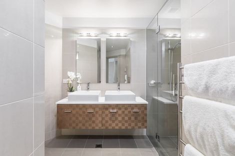 Photo of property in 20 Little Compton Mews, Snells Beach, 0920