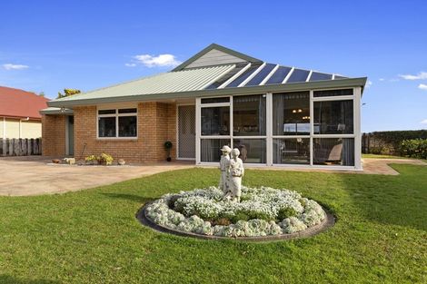 Photo of property in 241 Whitaker Street, Te Aroha, 3320