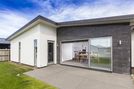 Photo of property in 22 Kingsbridge West, Burwood, Christchurch, 8083