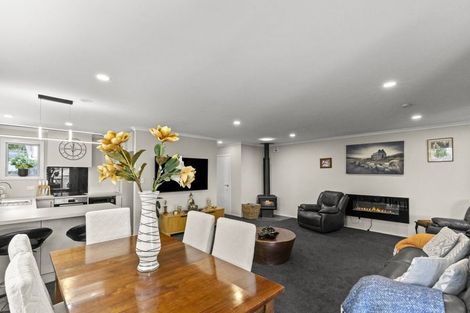 Photo of property in 118 Milton Terrace, Picton, 7220