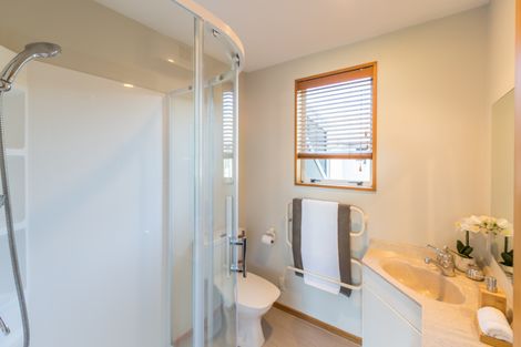 Photo of property in 376a Memorial Avenue, Burnside, Christchurch, 8053