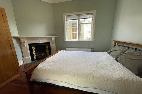 Photo of property in 24 Beach Street, Petone, Lower Hutt, 5012