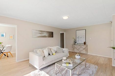 Photo of property in 39 Court Town Close, Mangere, Auckland, 2022