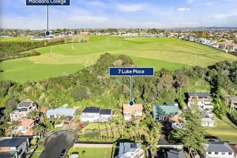 Photo of property in 7 Luke Place, Eastern Beach, Auckland, 2012