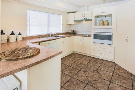 Photo of property in 1/18 Edendale Road, Somerville, Auckland, 2014