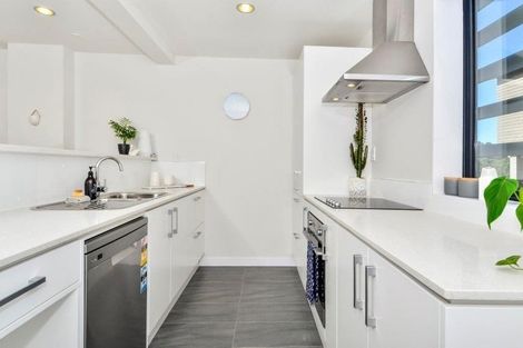 Photo of property in 19 Akeake Lane, Manurewa, Auckland, 2102