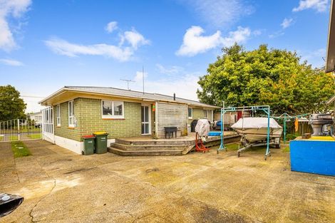 Photo of property in 65 Rosehill Drive, Rosehill, Papakura, 2113