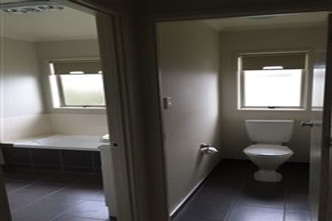 Photo of property in 12 Trevors Place, Pukekohe, 2120