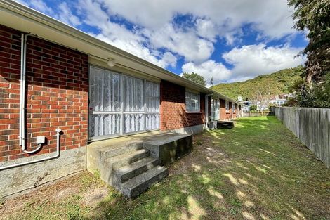 Photo of property in 3/12 Fraser Street, Wainuiomata, Lower Hutt, 5014