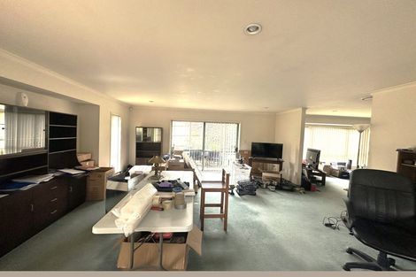 Photo of property in 6 Aaronville Way, East Tamaki, Auckland, 2016