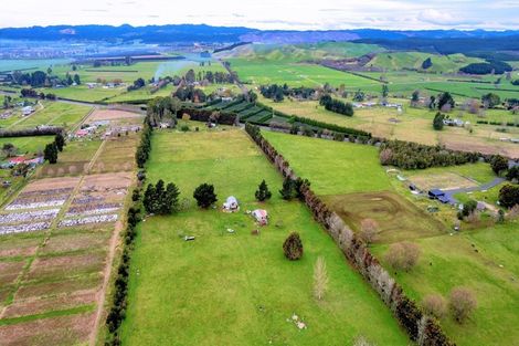 Photo of property in 108 Kawerau Road, Putauaki, Whakatane, 3192