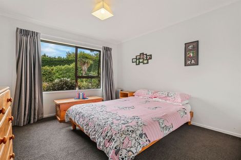 Photo of property in 2 Woodglen Drive, Woodend, 7610