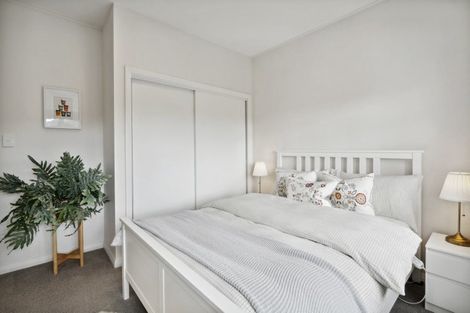 Photo of property in 15 Leveson Street, Strathmore Park, Wellington, 6022