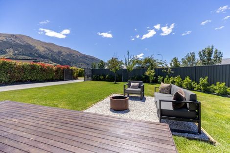 Photo of property in 14 Teal Place, Lake Hawea, Wanaka, 9382
