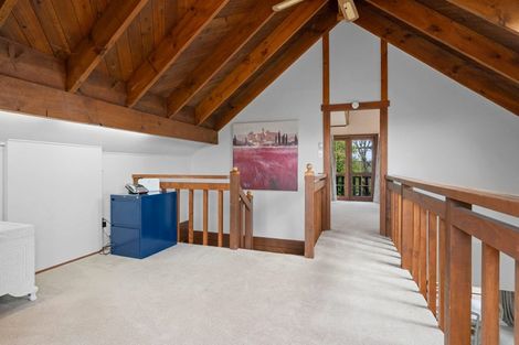 Photo of property in 261 Shakespeare Street, Leamington, Cambridge, 3432