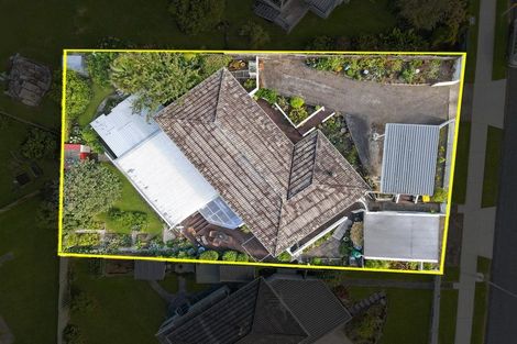 Photo of property in 3 Hamilton Drive, Waiuku, 2123