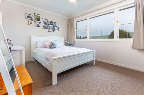 Photo of property in 1 Bella Villa Drive, Waiuku, 2123