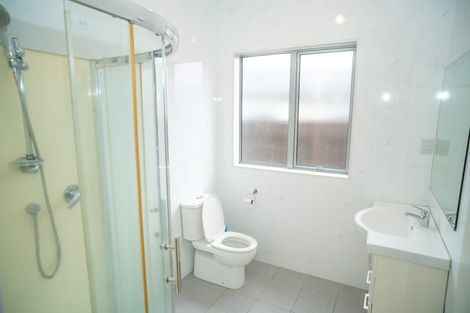 Photo of property in 17 Clendon Place, Manurewa, Auckland, 2102