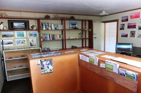 Photo of property in 37 Seddon Street, Waikanae, 5036