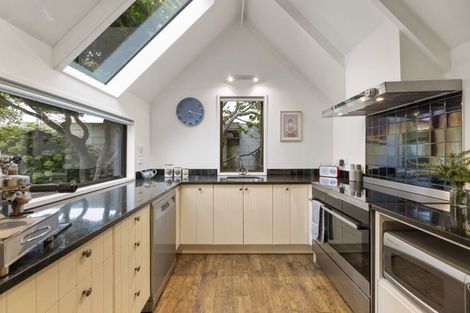 Photo of property in 112 Elgin Road, Kenmure, Dunedin, 9011