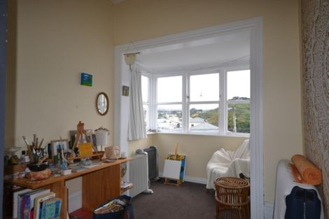 Photo of property in 102 Wilson Street, Newtown, Wellington, 6021