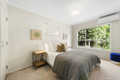 Photo of property in 11 Churchill Drive, Wilton, Wellington, 6035