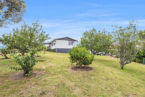 Photo of property in 57 View Road, Hikurangi, 0114