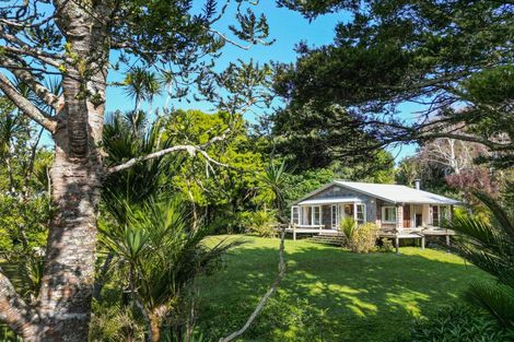Photo of property in 103 Hinau Road, Waimauku, 0881