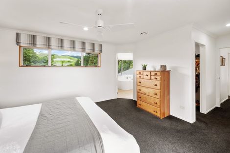 Photo of property in 23 Caulfield Place, Pukehangi, Rotorua, 3015