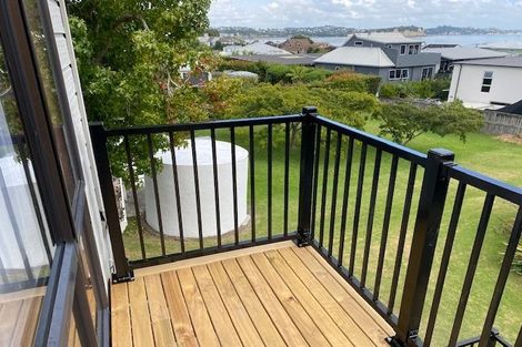 Photo of property in 46 De Luen Avenue, Tindalls Beach, Whangaparaoa, 0930
