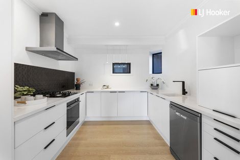 Photo of property in 9 Porteous Street, Mornington, Dunedin, 9011