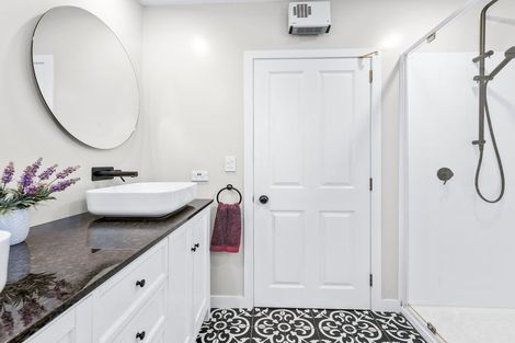 Photo of property in 24 Broad Street, Southbridge, 7602