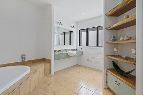 Photo of property in 25 Jordan Street, Island Bay, Wellington, 6023