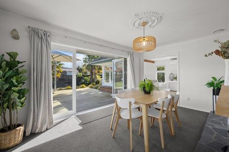 Photo of property in 27 Barclay Place, Burwood, Christchurch, 8061