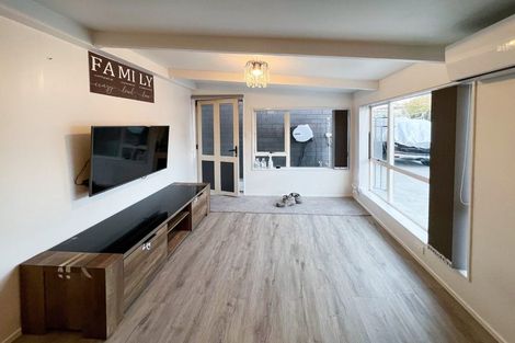 Photo of property in 41 Regent Street, Papatoetoe, Auckland, 2025