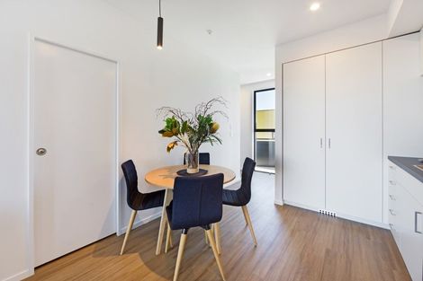 Photo of property in 2/4 Waverley Street, Sydenham, Christchurch, 8023