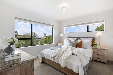 Photo of property in 1/94 Glamorgan Drive, Torbay, Auckland, 0630