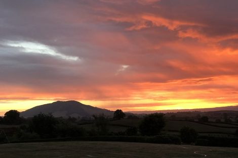 Photo of property in 64 Saint Leger Road, Te Awamutu, 3875