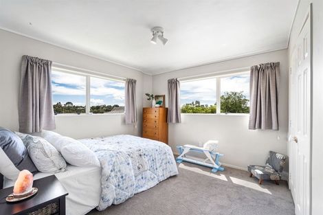 Photo of property in 4 Caversham Drive, Torbay, Auckland, 0630