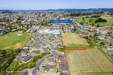 Photo of property in 30 Misty Valley Drive, Henderson, Auckland, 0612