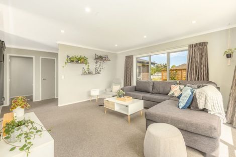 Photo of property in 5 Pearson Place, Paraparaumu, 5032