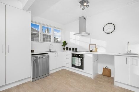 Photo of property in 54a Arimu Road, Papakura, 2110