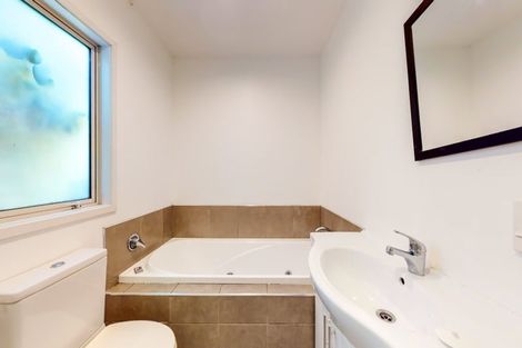 Photo of property in 100a Holloway Road, Aro Valley, Wellington, 6021