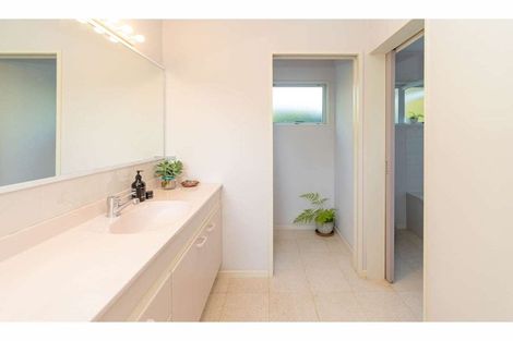 Photo of property in 1 James Kemp Place, Kerikeri, 0230