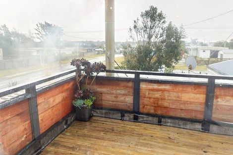 Photo of property in 31 Kauwhata Street, Himatangi Beach, Foxton, 4891