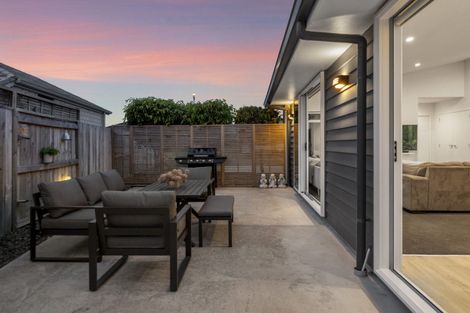 Photo of property in 12 Kahuparere Crescent, Pyes Pa, Tauranga, 3112