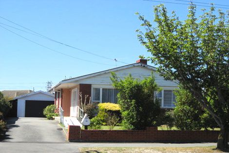 Photo of property in 99 Kendal Avenue, Burnside, Christchurch, 8053